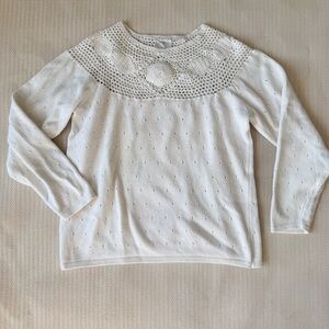 White Diamond Patteen Yolk lace knit sweater